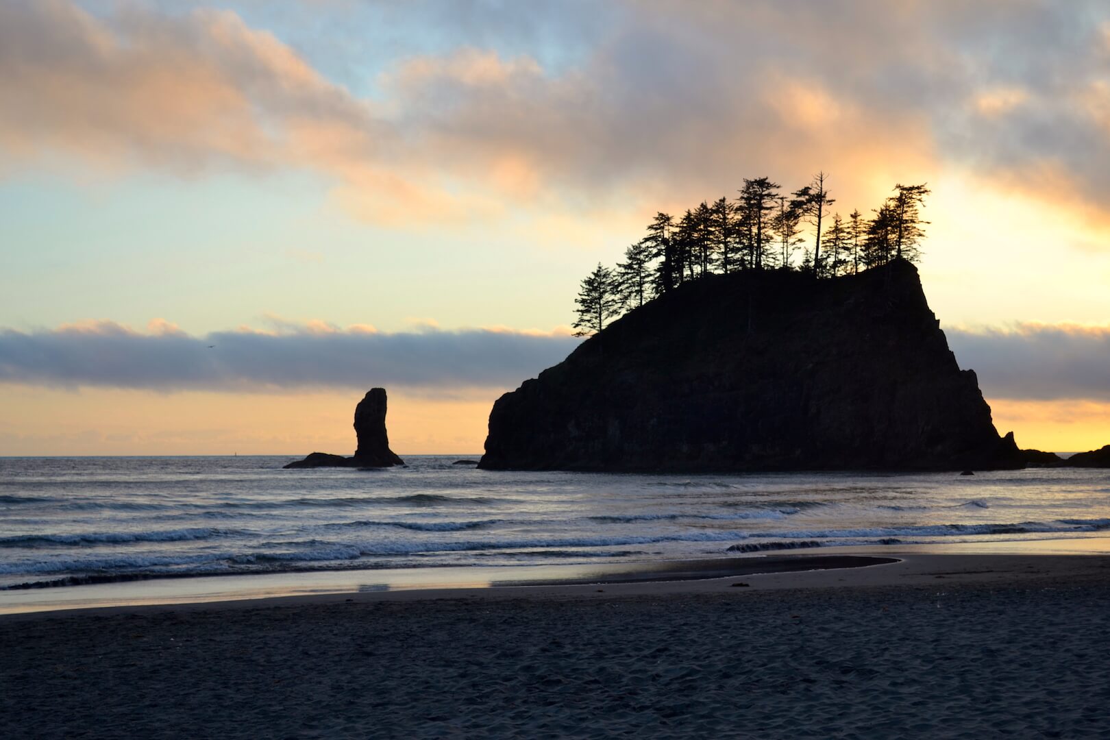 Islands off the coast of Olympic National Park